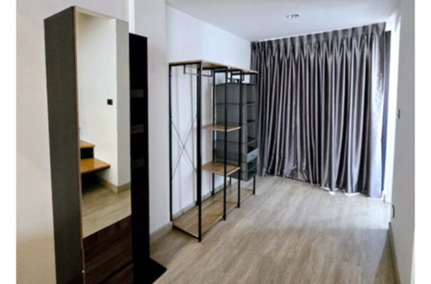 Townhouse in Nichada Thani 